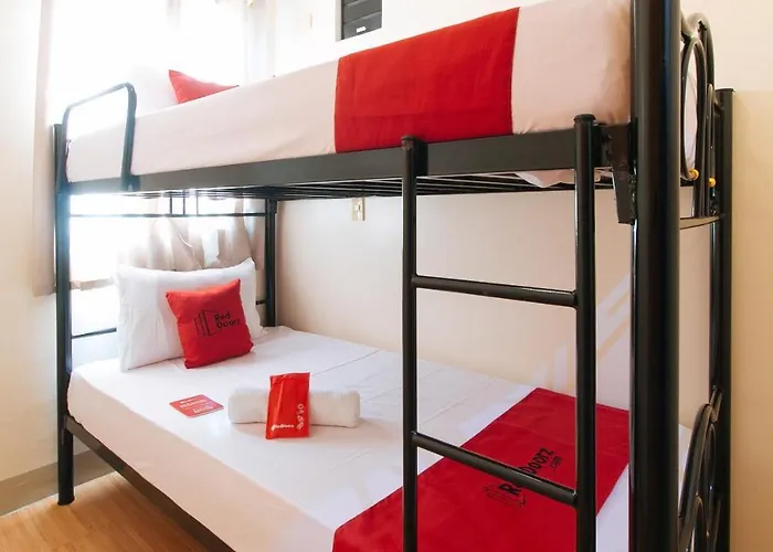 Reddoorz @ Park's Alcantara Hotel